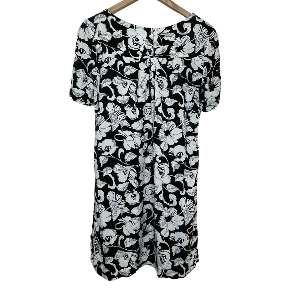 MAEVE | Anthropologie Zola Black and White Floral Shift Dress | Size 2 - Picture 6 of 11